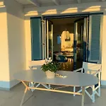Sun * Naxos City